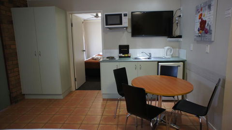 Cleveland Motor Inn - Darwin Tourism 1