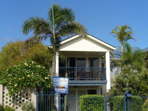 Clovelly Beach Townhouse - Darwin Tourism 1