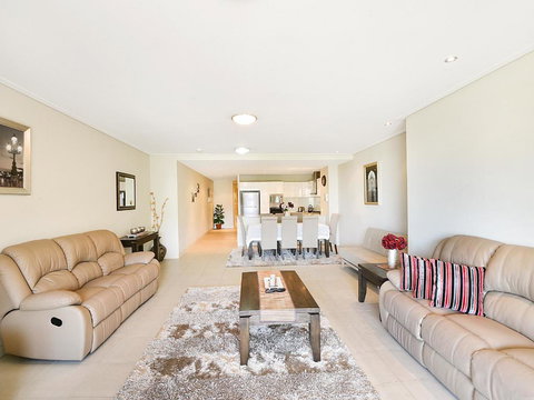 Coast Apartment 26 - Darwin Tourism 1