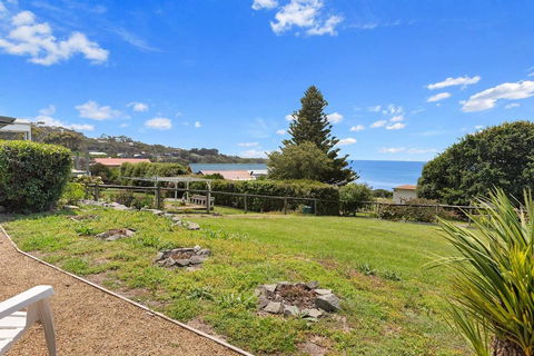 COASTAL HAVEN - Panoramic Ocean Views - Darwin Tourism 3