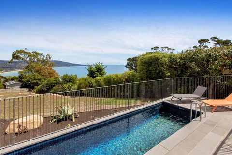 COASTAL LUXE - MT MARTHA - Darwin Tourism 3