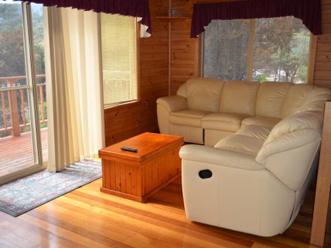 Coles Bay House - Darwin Tourism 1