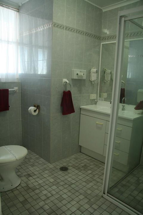 Colonial Court Motor Inn - Darwin Tourism 3