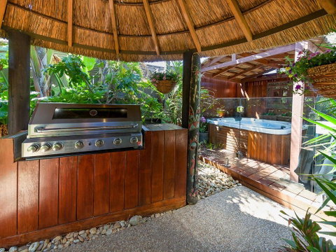 Como Palm Retreat - Tropical Oasis - Darwin Tourism 3