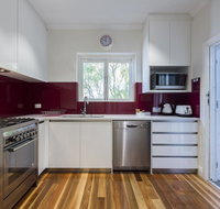 Cottesloe Beach Deluxe Apartment - Darwin Tourism