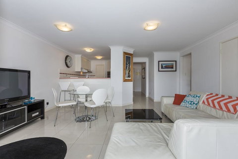 Cottesloe Cove Beach Apartment - Darwin Tourism 0