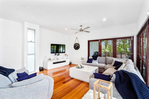 Cottonwood Beach House @ Corporate Boardies - Darwin Tourism 1