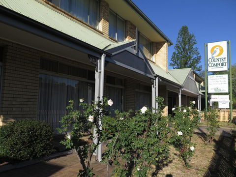 Country Comfort Armidale - Darwin Tourism 0