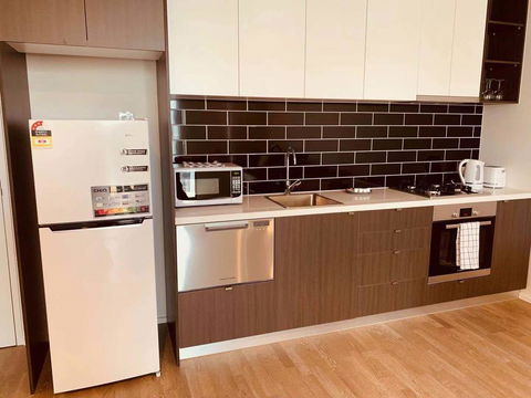 Cozy & Brand New Apt In The Heart Of Western - Darwin Tourism 1