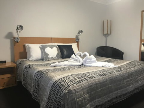 Culburra Beach Motel - Darwin Tourism 2