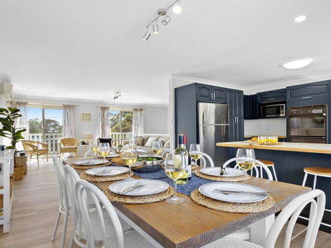 Culburra Beach Retreat - Close To Two Beaches - Darwin Tourism 3