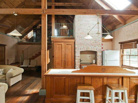 Culburra Cottage - Charming Country Style Cottage - Darwin Tourism 2