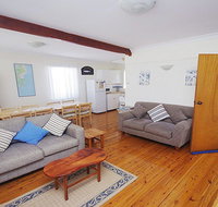 Culburra Sea Stay - beach and shop an easy walk - Darwin Tourism