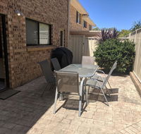 DAVIES STREET 3/14 MOLLYMOOK - Darwin Tourism