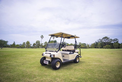 Daybreak On The Greens - Darwin Tourism 0