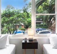 DENHAM DAZE I677 -L'Abode - Darwin Tourism