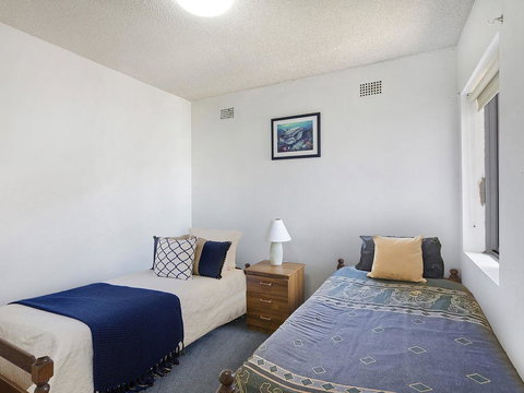 Dolphin Court 12 - Darwin Tourism 2