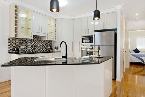 Dolphin Cove - Apt 5 - Darwin Tourism 3