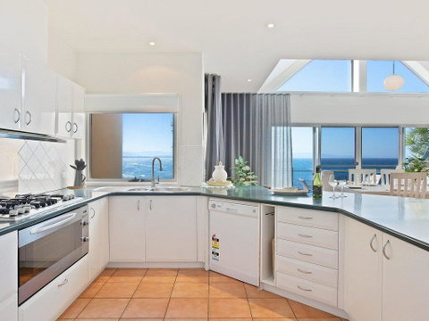 Dolphins Den - Panoramic Views - Darwin Tourism 3
