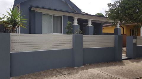Double Bedroom In Bright And Airy House - Darwin Tourism 3