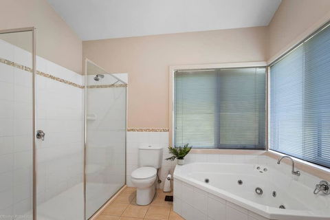 DRIFTWOOD VILLA - Free Wifi, Walk To Beach - Darwin Tourism 2