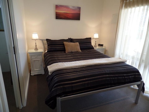 Dromana Beach Getaway Motel - Darwin Tourism 3