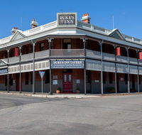 Duke's Inn - Darwin Tourism
