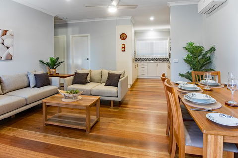EAGLE VIEW UNIT 5 STAR - Darwin Tourism 1