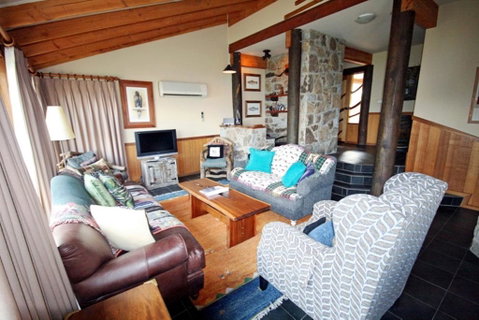 Edzell - Stunning Waterfront Home - Darwin Tourism 3
