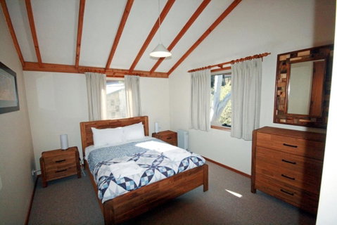 Edzell - Stunning Waterfront Home - Darwin Tourism 2