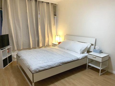 Elwood Apartments - Darwin Tourism 0