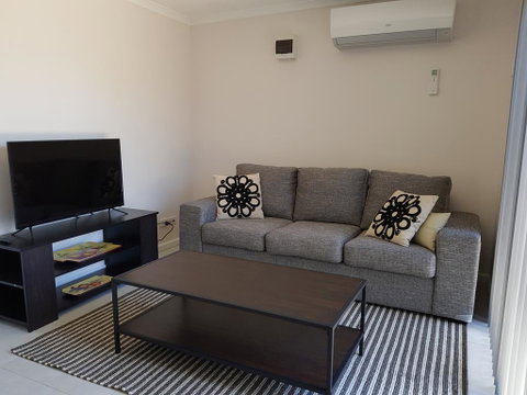 Excellent St Granny Flat - Darwin Tourism 1