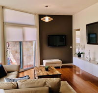 Exclusive Anglesea River Beach Apartment - Darwin Tourism