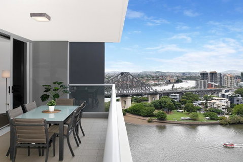 Executive Family 3 Bedroom Suite - Brisbane CBD - Views - Pool - WIFI - Free Parking - Darwin Tourism 0