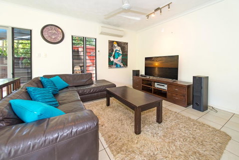 Fannie Bay Art House - Darwin Tourism 3