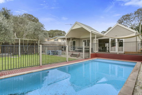 Fern Beach House - Darwin Tourism 0
