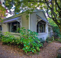 Finchley - Darwin Tourism