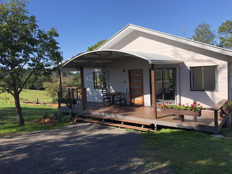 Flame Tree Chalet - Darwin Tourism 0