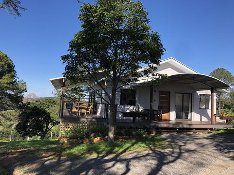 Flame Tree Chalet - Darwin Tourism 2