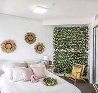 Forest themed APT in the Heart of Brisbane CBD - Darwin Tourism
