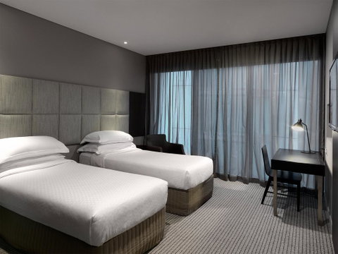Four Points By Sheraton Brisbane - Darwin Tourism 1