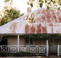 French Cottage 1854 with stunning Alfesco Garden - Darwin Tourism