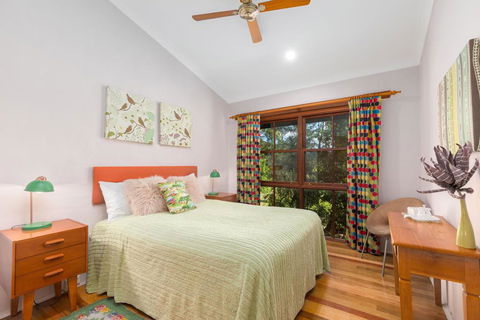 Orara Glen Pty Ltd- Friday Creek Retreat - Darwin Tourism 3