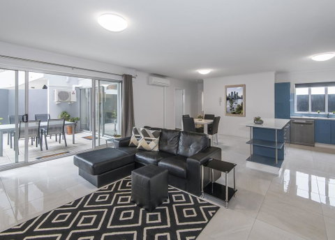 FV4006 Apartments - Darwin Tourism 0