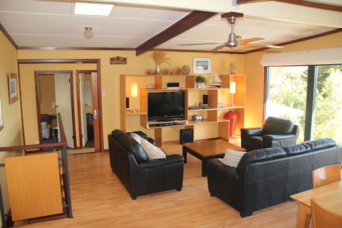 Gabbadah Beach House - Darwin Tourism 2