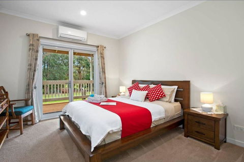 GALBRAITH BEACH STUDIO 3 - Darwin Tourism 0