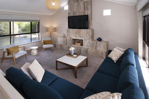 GIFFORD HOUSE - Darwin Tourism 2