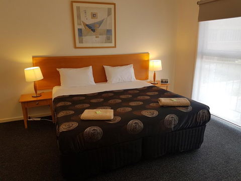 Gilles St Apartments - Darwin Tourism 2