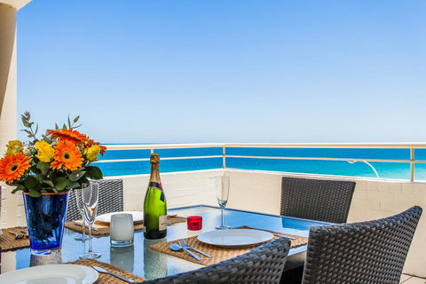 Golden Sands Beach Apartment - Darwin Tourism 0