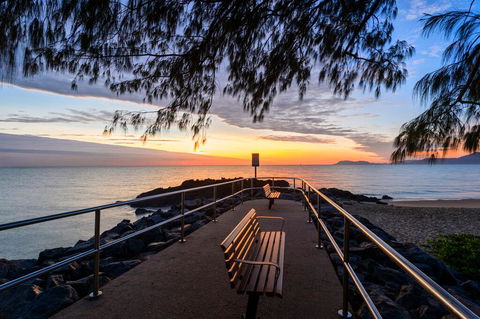 Golden Sands Beachfront Resort - Darwin Tourism 2